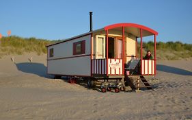 Pipowagen Op Het Strand S-gravenzande